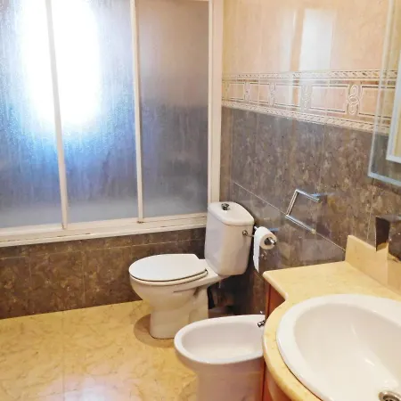Agradable Casa Con Piscina En Les Tres Cales