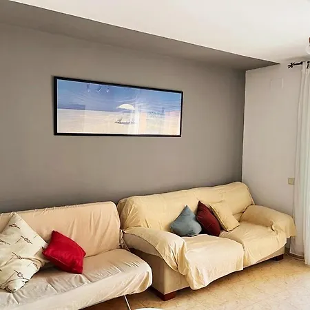 Сasa de vacaciones Agradable Casa Con Piscina En *